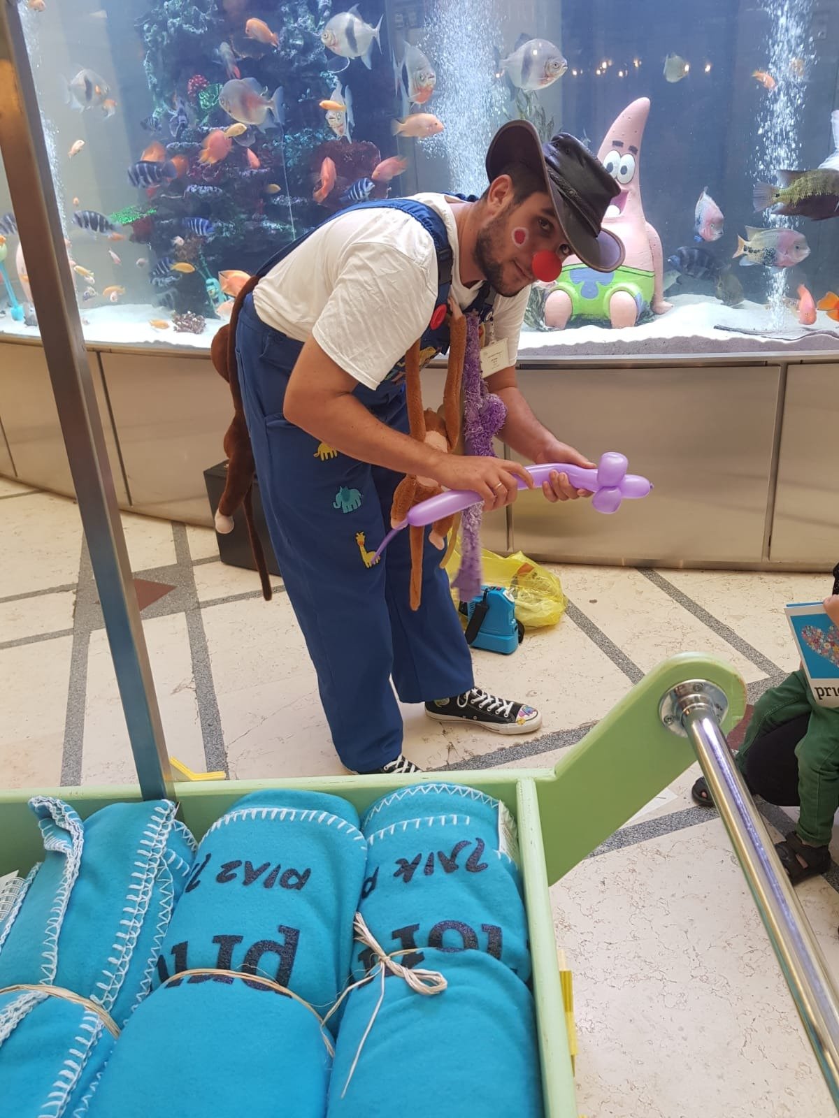 מדריך הפעלה עם חיות עם בובות קופים בפינת חי ניידת - ימבמבם