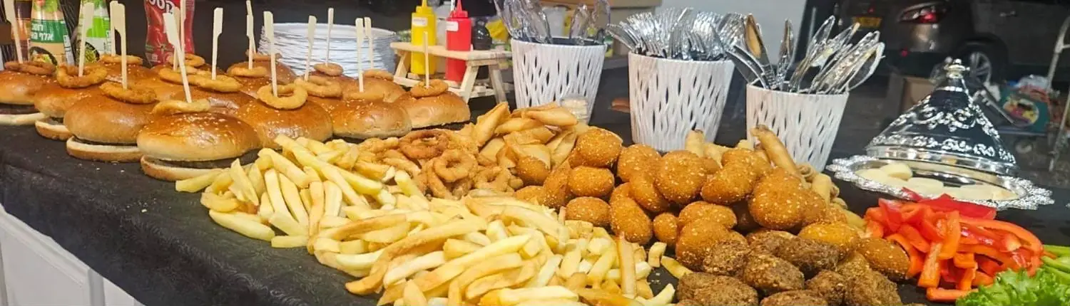 דוכן המבורגרים וצ'יפס להשכרה לאירועים ברמת גן - ימבמבם